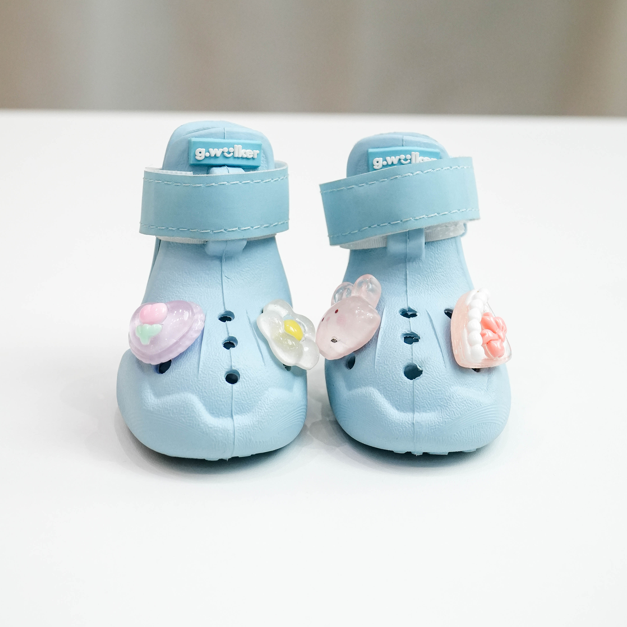 Cloud Walk in Blue Cream