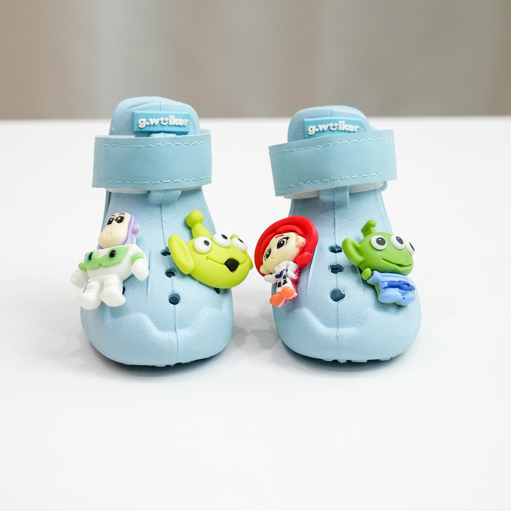 Cloud Walk in Blue Cream