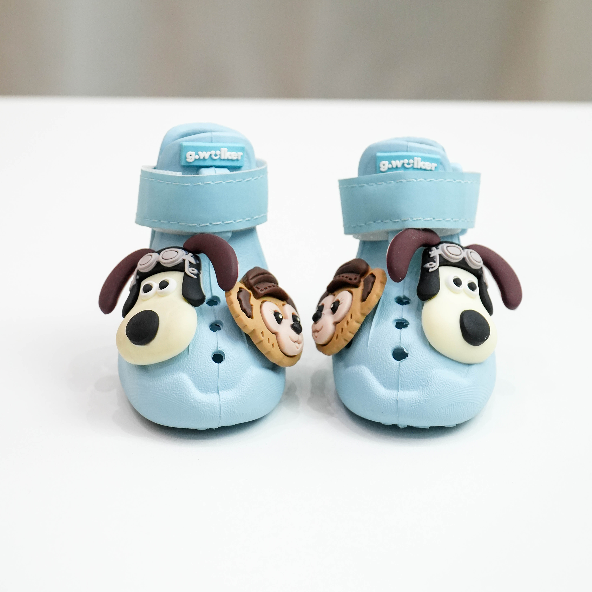 Cloud Walk in Blue Cream