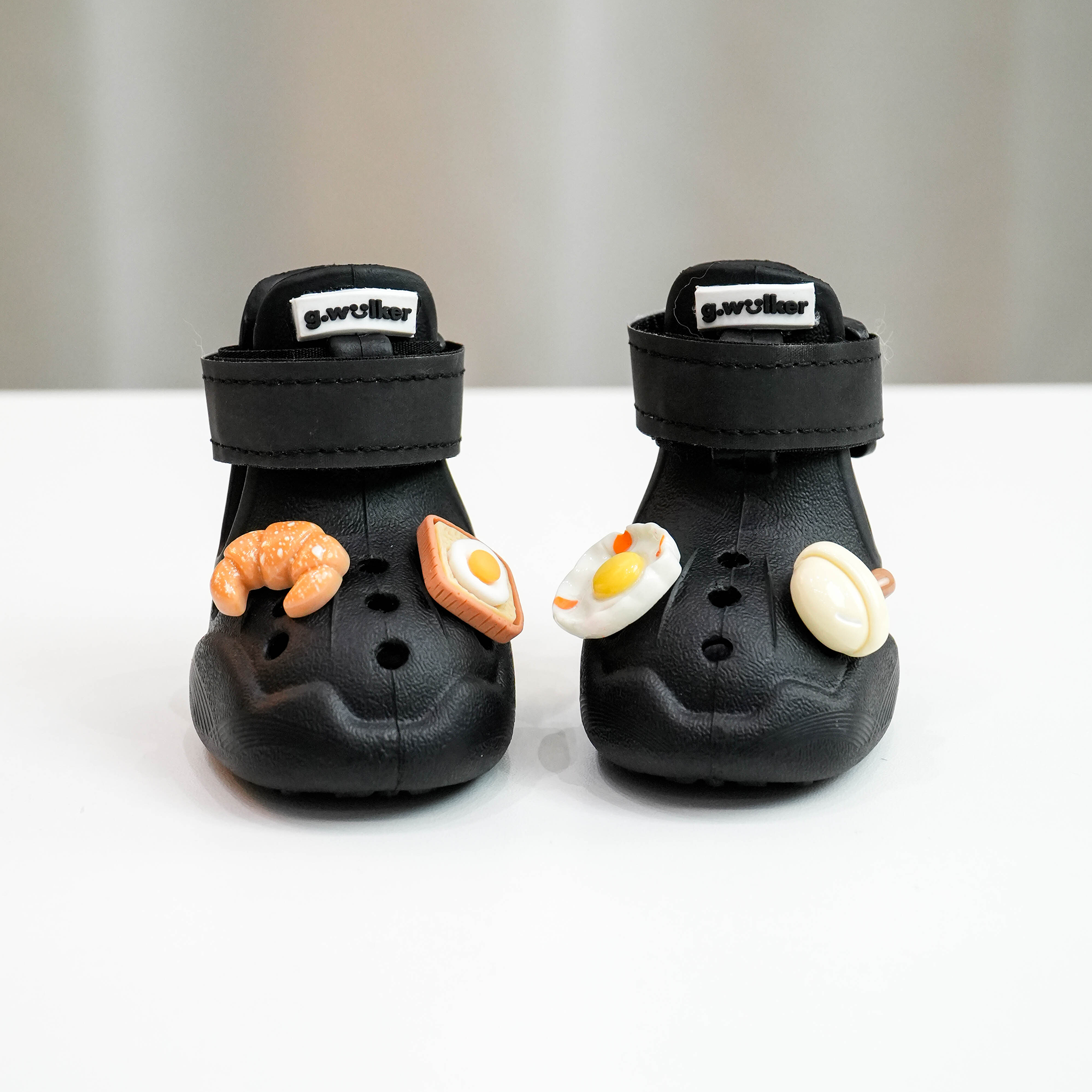 Cloud Walk in Black Sesame