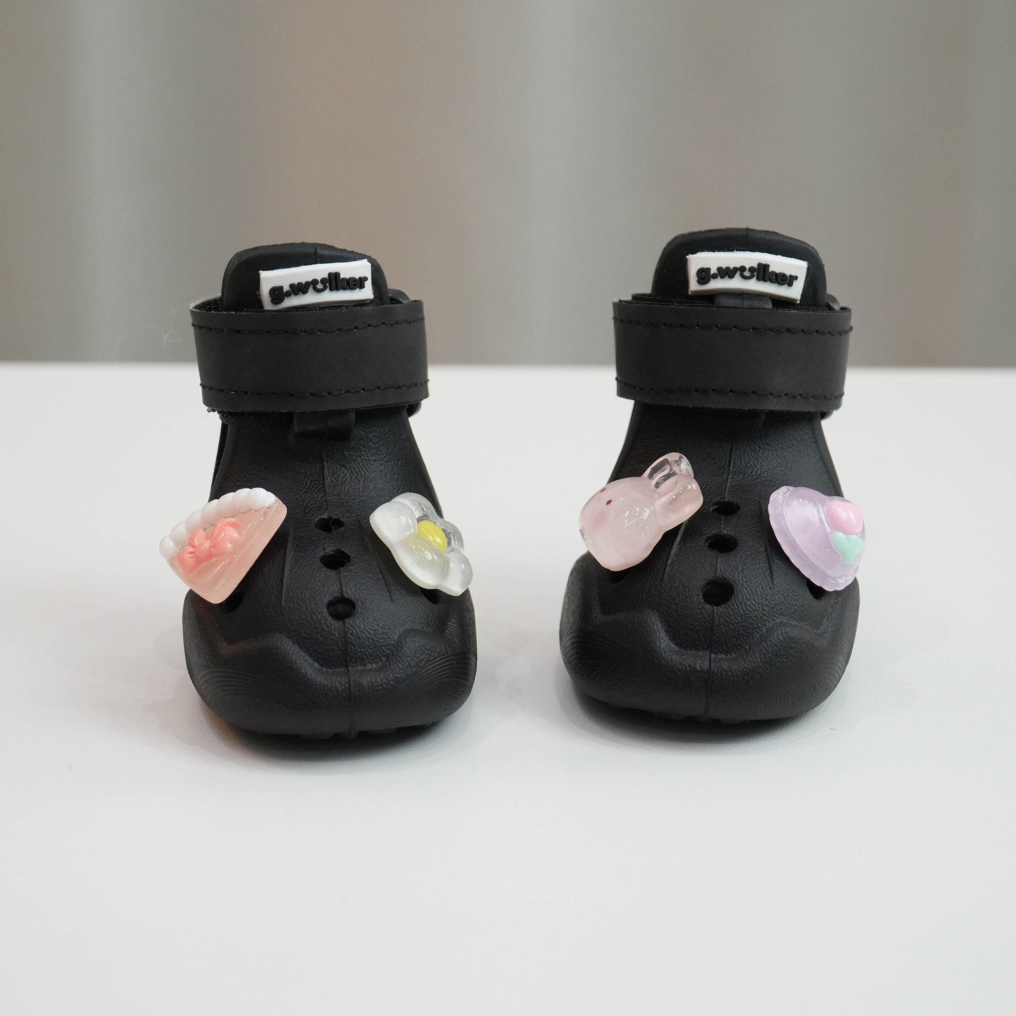 Cloud Walk in Black Sesame